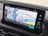 ホンダ純正ナビ付き!独自のインターナビ搭載により、リアルタイムの交通渋滞情報だけでなく、お出掛け先の天気や様々な情報も取得できドライブをよりお愉しみ頂けます!♪