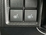 運転席側、助手席側シートヒーターで座席ポカポカ!