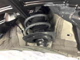 お車を安心してお乗りいただく為には、足回りの定期点検が欠かせません。サービスサポート(有償保証)では無料点検もご提供しており、安心のカーライフをお過ごしいただけるサポート体制が整っています。