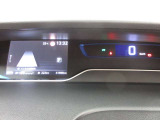 デザイン性に長けており、分かりやすて見やすいスピードメータです。