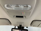 あおり運転をされても安心!緊急通報も可能、ボタンを押すだけでオペレーターにつながるSOSコール付。(別途登録費用が必要となります。)
