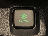 ★ECONスイッチ★ エコドライブを加速しよう!スイッチをONにすると、運転の仕方によるロスを抑え込み燃費をよくするようクルマが頑張ります(*^ー^*)燃費向上にチャレンジ♪
