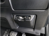 ■高速道路でのお出掛けに便利でお得なETC付きです☆最初から付いていると嬉しいアイテムです。料金所もスイスイ通過出来ますが、スピードの出し過ぎにはお気をつけ下さい。