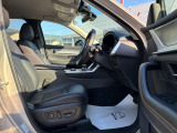 しっかりフィットし、骨盤が立つような姿勢で運転することで、運転中の疲労軽減に効くシートです