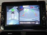 クルマを空から見たような映像が映る、アラウンドビューモニターで、車両周辺の安全確認も一目できます!小さなお子様や障害物も確認できるので、運転のしやすさだけでなく事故防止にも役立ち安心して駐車できます♪