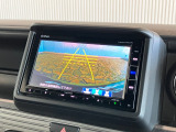【バックカメラ】リバースにするだけで映ります、後方の安全確認や、狭い駐車場での車庫入れ、雨の日や夜間など視界の悪い時に便利です!安全にバックする為には欠かせない装備です。