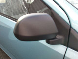 運転席ドアミラー周辺の写真です。