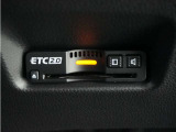 ◆ETC2.0装着◆進化したドライブ体験。料金収受システムだけだったETCが生まれ変わって、高速道路を賢く使うETC2.0に進化しました。多彩な情報サービスが便利で快適なドライブ体験を提供します。