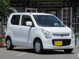 当店はやまびこ道路の並柳交差点から西へ120mの所にございます。出川西交差点からは東へ160mで出川橋を渡ったところにございます。