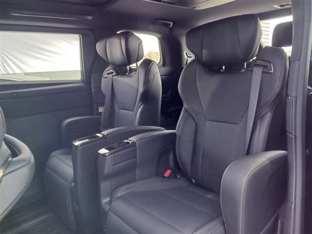 トヨタ アルファード 2.5 Z の中古車詳細 (5,000km, ブラック, 沖縄県