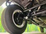 お車を安心してお乗りいただく為には、足回りの定期点検が欠かせません。サービスサポート(有償保証)では無料点検もご提供しており、安心のカーライフをお過ごしいただけるサポート体制が整っています。