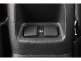 充電用USBが2口。リア席からもご利用可能です。