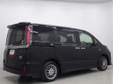 【トヨタ品質】トヨタ車のプロであるトヨタ販売店スタッフが点検・整備しているクルマ