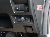ビルトインETCが付いています。高速道路をスムーズに通れますし、割引も有ったりします。