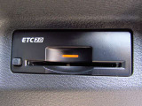 音声案内タイプETC2.0装備☆ビルトインタイプのETCですので、インテリアの邪魔をしません!ETCがあれば、キャッシュレスで料金所をノンストップで通過できます。