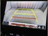 バックガイドモニターで、後方を確認しながら安心して駐車することができます。運転初心者も熟練者も必須の機能ですよ!