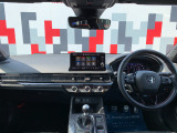 インパネ全体:視界が開けて前が見やすい設計です!安全に運転できます!