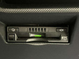 ETC車載器搭載しております。高速道路も料金支払いレーンに並ばず通過でき、とても便利です。ETCカードもお車購入時に入会する事ができます。お気軽にお問い合わせ下さい。