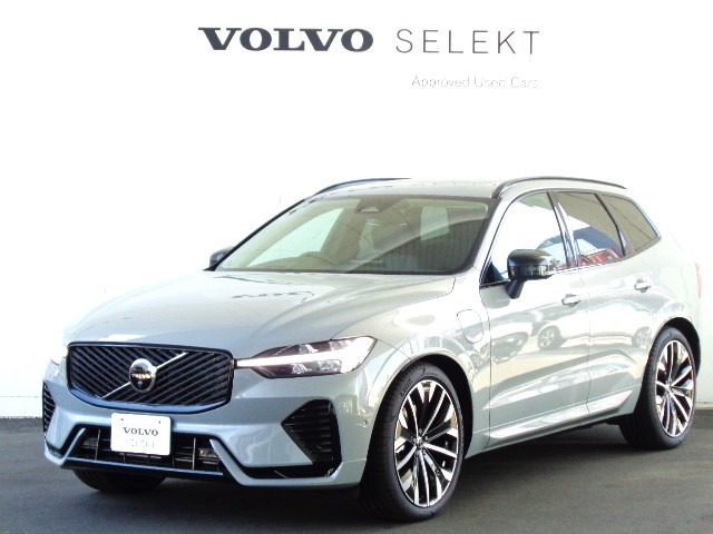 XC60 ウルトラ T6 AWD プラグイン ハイブリッド 4WD 