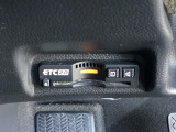 ETCも付いておりますので、高速道路の料金所もノンストップ通過可能ですよ^^是非揃えたい装備ですね!