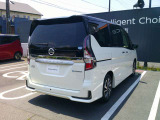 セレナ 1.2 e-POWER ハイウェイスターV 