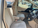 弊社に入庫したばかりの鮮度が高い車両を、クリーニングのみ、そのまま展示場へコストをかけずご提供することで驚きのお求めやすい価格を実現しました。店頭で現車確認できるお客様のみ販売させて頂けます。