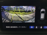 バックモニター付きで、車庫入れやバック時の後方確認をしっかりサポート。モニターに映し出される映像で死角も確認しやすく、狭い場所での駐車や後退時の操作をより安心して行えます。