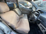 運転席破れある為シートカバーしています