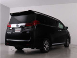 当店では、厳選された車両のみ展示しております。アルファード・ヴェルファイアに特化した専門店ならではの豊富な在庫の中から、お気に入りの一台をお探しください!