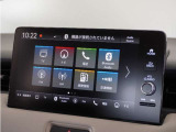 Apple Car Play・Android Autoでスマホ連携が可能!対応するアプリをディスプレイで操作できます。