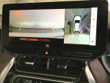 後方の見にくい視界もバックモニターで確認サポートして駐車時も安心☆