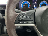【ステアリングスイッチ】運転中に前方から目線をそらすことなくオーディオ等の操作が可能な便利機能!安心&快適なドライブを演出してくれます。
