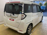 当店では車両本体価格以外に、諸費用を含めた支払総額も表示しておりますので、お客様の予算にピッタリのおクルマお選びができます。コーティングやJAFをセットにしたオトクな購入パックも好評です。