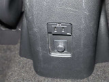 電気があれば、避難中に誰かとつながりながら最新情報を得られるので、家族の大きな安心になります。