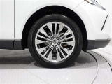 タイヤサイズは(225/55R19)で純正アルミホイールです。