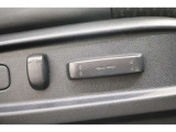 高級車の代名詞!電動シートが装備されています!