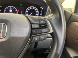 【車線維持支援システム(LKAS)】システムが車線(実線、破線)を検知し、クルマが車線の中央付近を維持して走行するようにステアリング操作を支援します!機能には限界があるためご注意ください。