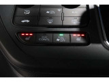 シートヒーター装備車両♪♪寒い冬はもちろん♪肌寒い春先・秋口まで活躍してくれるあると嬉しい装備です♪♪