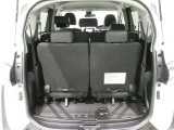 U-Carの販売だけでなく自動車保険、携帯電話の販売も行っております。