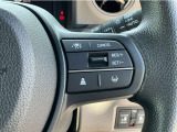 Hondaセンシングの機能のひとつ、アダプティブクルーズコントロール付!アクセルから足を離しても設定したスピードと前車との車間を保ち走行してくれます!車線維持もアシスト☆高速道路で疲労軽減ですね☆
