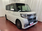 両側スライドドアなので、狭い駐車場や壁際でも安心!