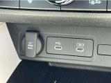 便利な充電用USBジャックと12V電源ソケットを設置しております。周辺機器の充電にご利用頂けます☆