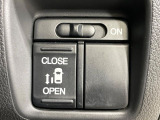 【パワースライドドア】スマートキーや運転席のスイッチでスライドドアの開閉が可能♪電動だから力を入れてドアを開ける必要が無く、小さいお子様でも、重い荷物を持っている時もラクに開け閉めできます♪