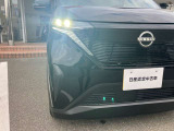 LEDヘッドランプを装備しておりますので、暗い道でも明るく照らしてくれるので安心して夜道やトンネルを運転できますよ!
