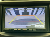 バックカメラ付きで後方の確認も安心です!スムーズな駐車・車庫入れをサポートいたします!