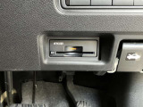ETC車載器付きです♪高速道路をスイスイと通過!で、キャシュレス!クルマは料金所をノンストップで通過することができます☆
