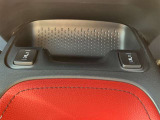 運転席・助手席にはシートヒーターついてます!