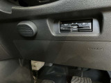 ETC車載器付きです♪高速道路をスイスイと通過!で、キャシュレス!クルマは料金所をノンストップで通過することができます☆