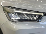 【シーケンシャルターンランプ付きLEDヘッドライト】人気の『流れるウィンカー』付きのLEDヘッドライトを装備♪高級感はもちろん、点灯時は存在感たっぷりで他車からも認識されやすく安心です。