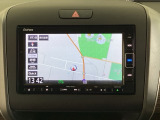 ナビゲーションはフルセグTV、インターナビ対応のGathers純正メモリーナビを搭載しています。Bluetoothオーディオ機能がありますので、スマートフォンなどの音楽も再生できます。